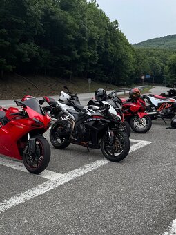 Honda CBR 600 RR 2009 - 2