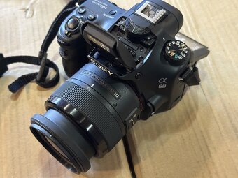Digitálna zrkadlovka Sony A58 + objektív 18-55 + príslušens - 2