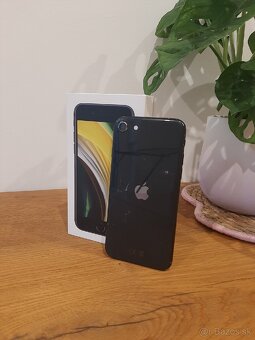 Apple iPhone SE 2020 64GB - 2