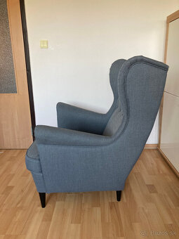 Kreslo z IKEA - STRANDMON N ušiak NORDVALLA tmavosivá - 2