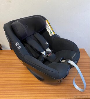 Maxi-cosi Pearl 360 + rotačný isofix Family fix 360 - 2