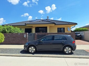 Predám Volkswagen E-Golf s elektromotorom - 2