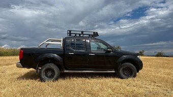 Nissan navara 2.5 DCI,126kw,doublecab 4x4 - 2