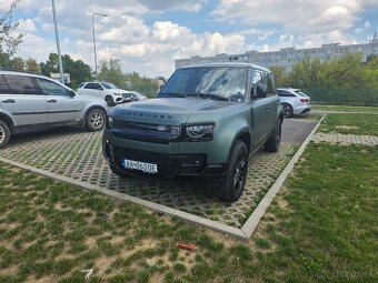 Land Rover - Defender - 2