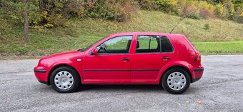 VW Golf 1,6 benzín 77 kw - 2