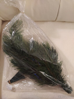 NOVÝ malý vianočný stromček 55 cm (osobný odber) - 2