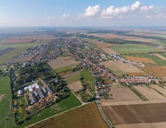 Stavebný pozemok 1137 m² – Horné Topoľníky - bez rezervačnej - 2