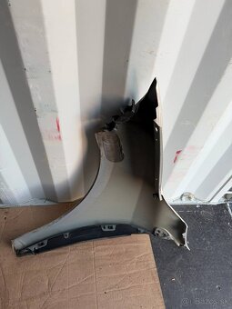 Renault Megane 3 2013 pravý blatník - 2