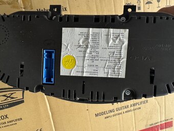 Budíky VW Golf V Golf plus 5M0 920 870 D - 2