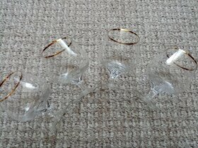 4ks retro sklenené poháre na stopke - 2