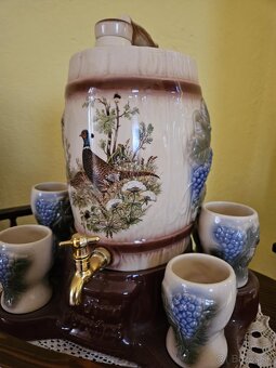 Súdok s pohárikmi - keramický - 2