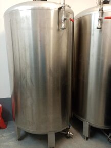 nerez pivné tanky 1000 l - 2