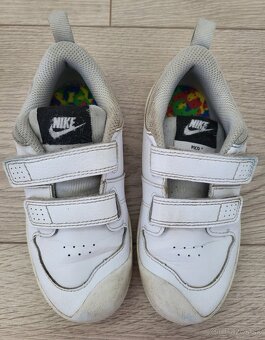 Tenisky NIKE vel 27 - 2