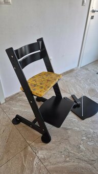 Rastúca stolička Jitro - 2