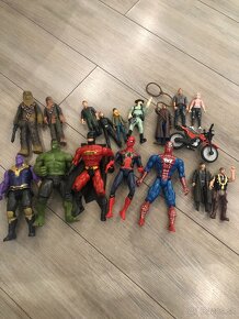 Predám rôzne postavičky star wars,avengers atď. - 2