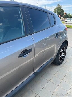 Renault Megane - 2