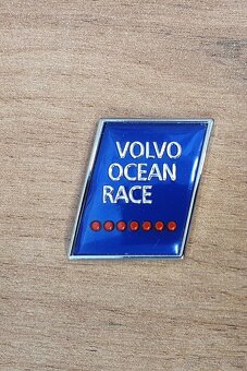 Predám rôzne emblémy Volvo - 2