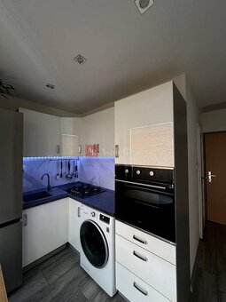 Krásny 1izbový byt, loggia + balkón, Ružová ul., Banská Byst - 2