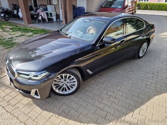 BMW 530i mHEV xDrive A/T8 252k Luxury (benzín) - 2