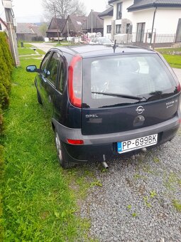 Opel corsa 1.2 16v - 2