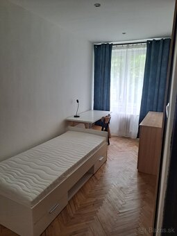 Izba v zdieľanom byte - 2