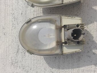 Predám Philips Malaga 3ks - 2