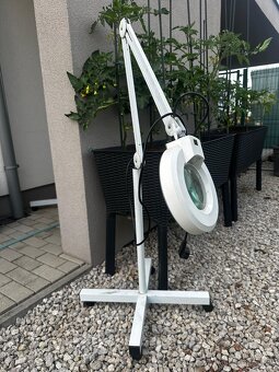 Predám 3x kozmetickú lampu s lupou - 2