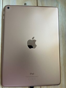 iPad 6.generacie 128GB bez nabíjačky s obalom - 2