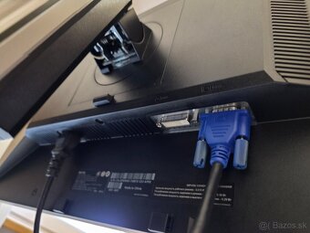 LCD monitor 1920x1080 - 2