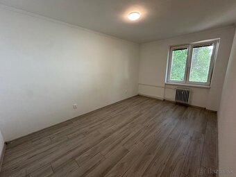 2 izbový zrekonštruovaný byt v centre mesta na 1.poschodí - 2
