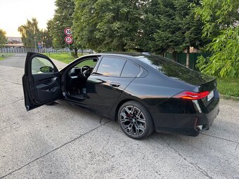 BMW 520i (2024) auto na prenájom - 2