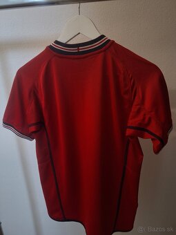 Červené tričko Umbro - 2