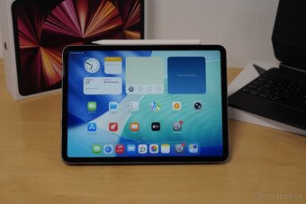 iPad Pro (M1) 11” 256 GB Wi‑Fi + Apple Pencil (2. generácia) - 2