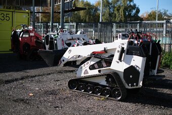 Vmeng Spartan SS1950 mininakladač - 2