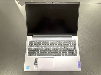 Lenovo IdeaPad Slim 3 15IAN8 - 2