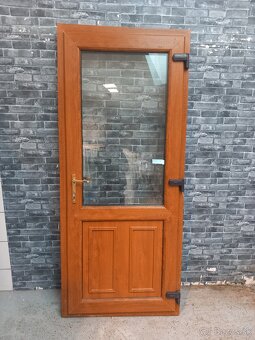 Plastové dvere č.90.89x207cm Ľ - 2