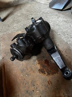 Domec riadenia jeep xj - 2