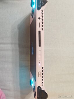 ASUS ROG Ally Z1 Extreme - 2