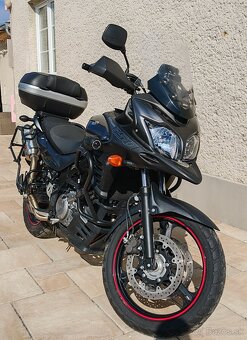Suzuki DL650 V-Strom - 2