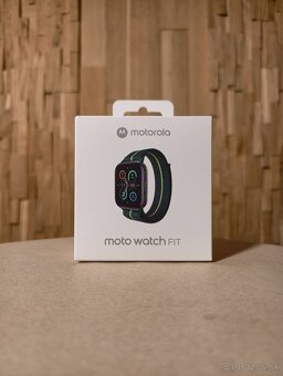 Motorola Moto Watch Fit - 2