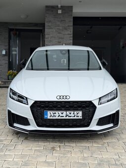 AUDI TT 40 tfsi 2.0 s-line - 2