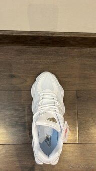 New Balance 9080 - 2