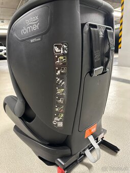 autosedačka Britax Römer (76–105 cm, do 22 kg) - 2