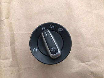 Spínač svetiel VW,Škoda,Audi,Seat. - 2