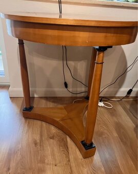 Biedermeier stolík - 2