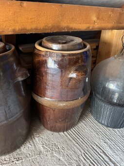 Keramické súdy a demižóny - 2