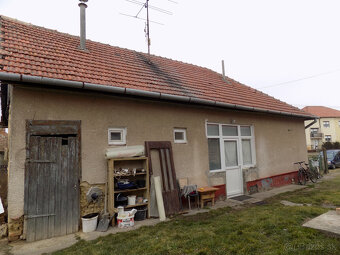 Na predaj samostatný 3 izb. dom v obci Tvrdošovce . - 2