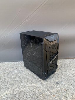 Kompletný herný set – RTX 2060 + 2 monitory + HyperX slúchad - 2