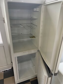 Chladnička s mrazničkou ZANUSSI - 2