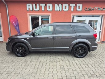 Fiat Freemont 2.0 Multijet Black Code 100kW - 2